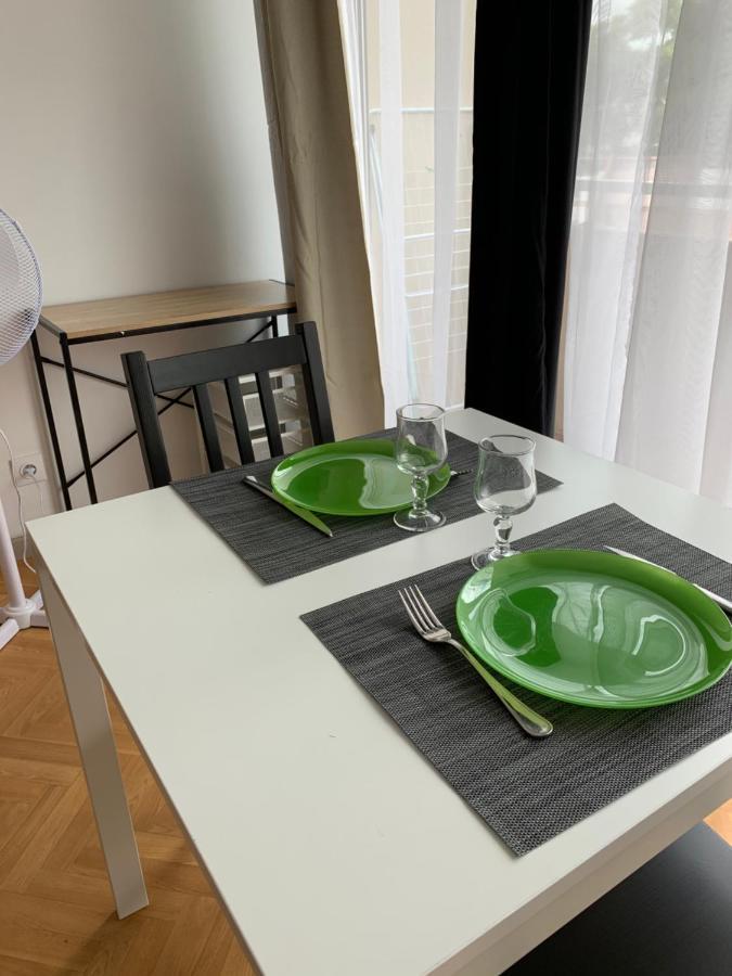 Nimes Studio Les Lavandes Parking Securise Apartment Exterior foto